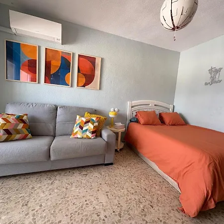 Vintage Seaview Apartment